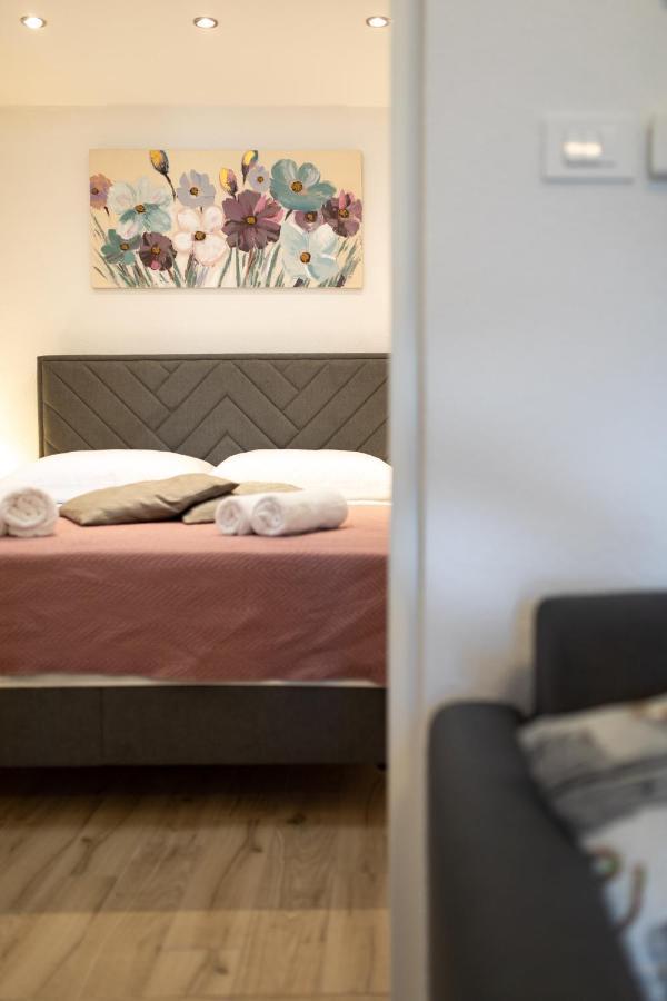 Apartament Ruza