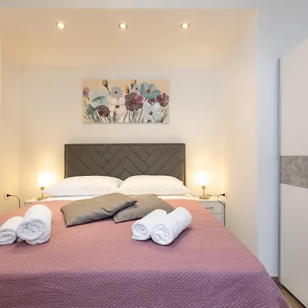 Apartman Ruza Veglia Exterior foto