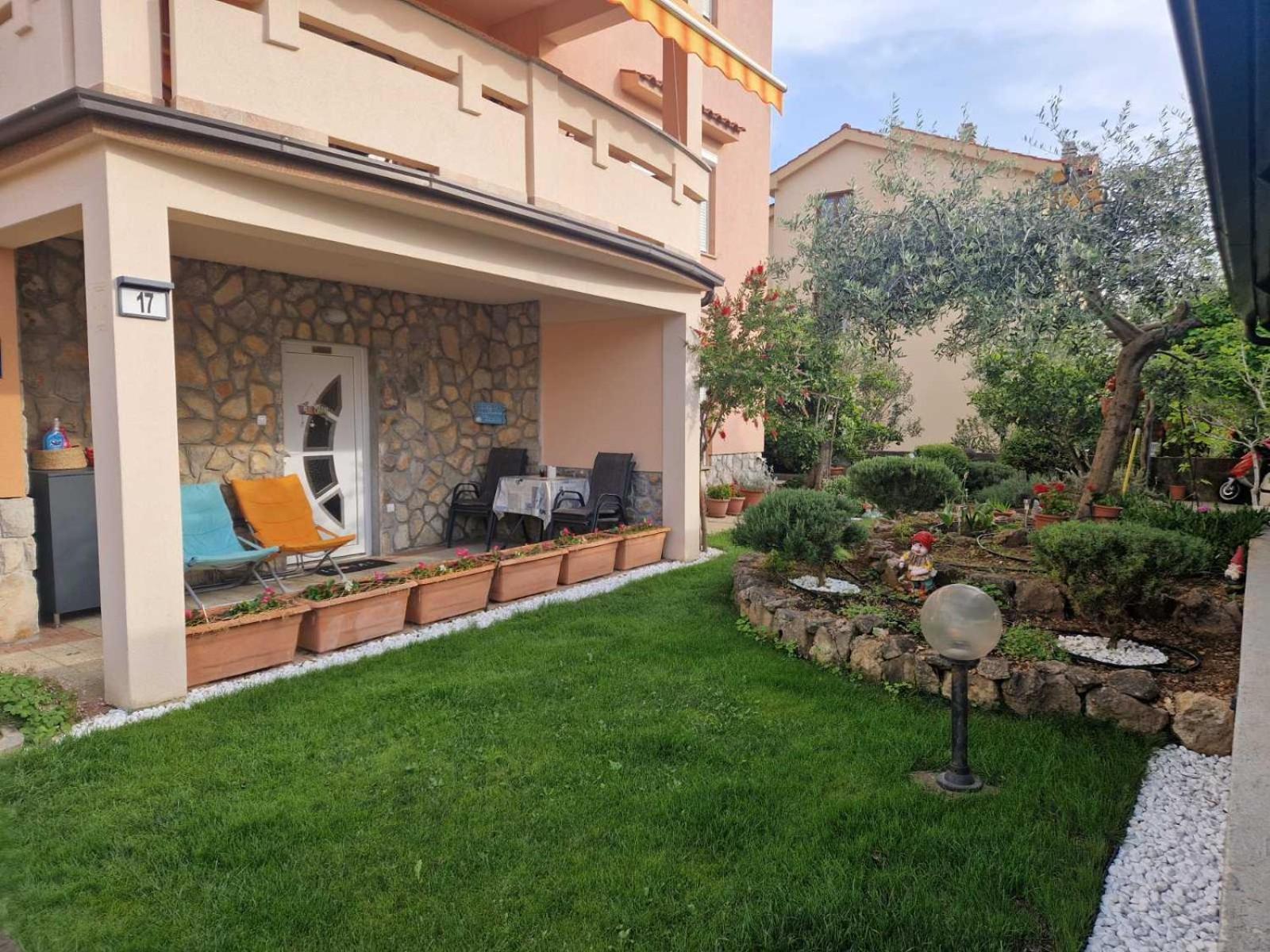 Apartament Ruza